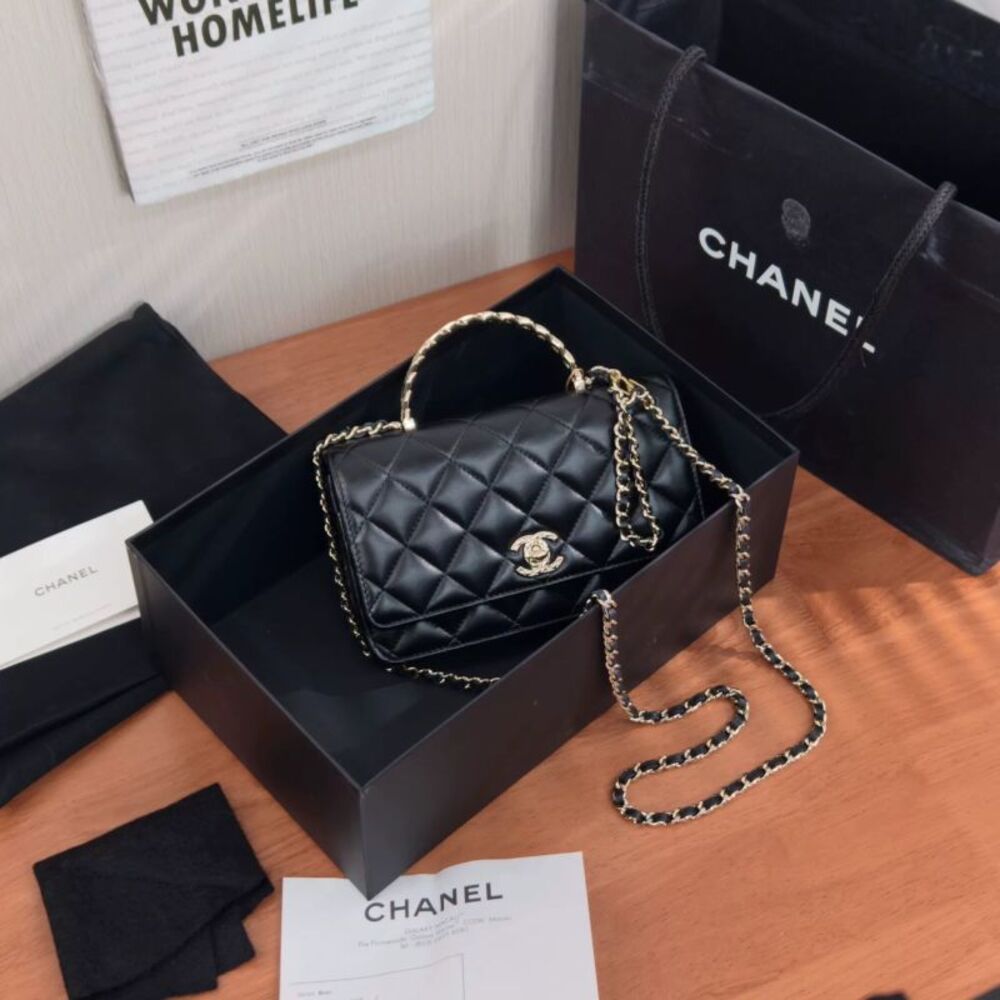 Chanel Women Pre-Loved Bag Very Good Condition